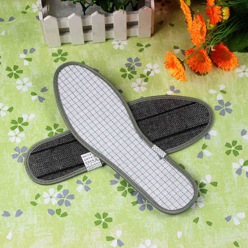 夏天脚臭很尴尬？放一块黑科技鞋垫鞋子真的不臭了(图1)